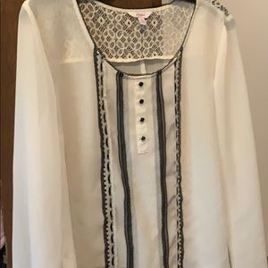 Black and white button blouse